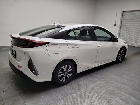 Used 2017 Toyota Prius Prime Advanced image 9