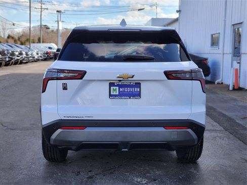 Used 2026 Chevrolet Equinox LT w/ Convenience Package II image 4