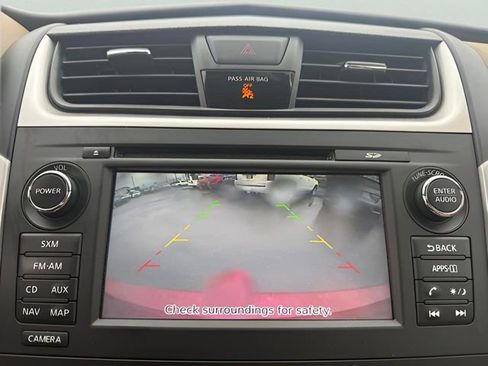 Used 2016 Nissan Altima 2.5 SL w/ 2.5 Technology Package image 16