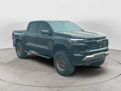 Used 2025 Chevrolet Colorado Z71 w/ Technology Package