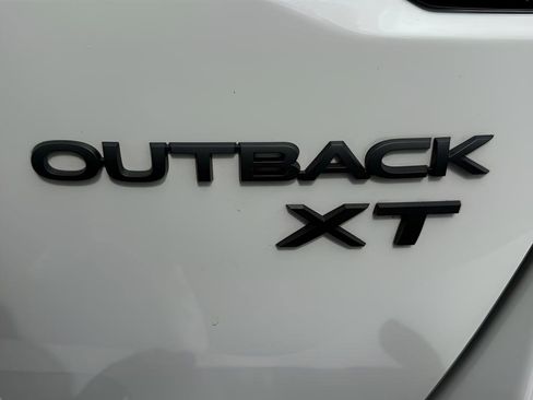 Used 2024 Subaru Outback Onyx Edition XT image 38