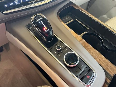 Used 2021 Cadillac Escalade Sport Platinum image 21