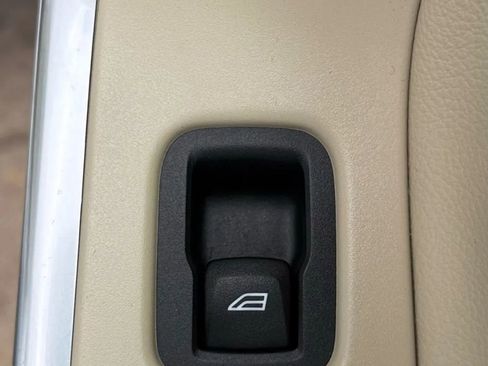 Used 2015 Volvo S60 T5 Premier image 33