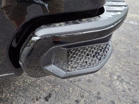 New 2025 Chevrolet Silverado 1500 ZR2 w/ Dark Appearance Package image 27