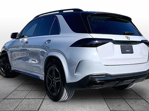 Used 2024 Mercedes-Benz GLE 350 4MATIC image 3