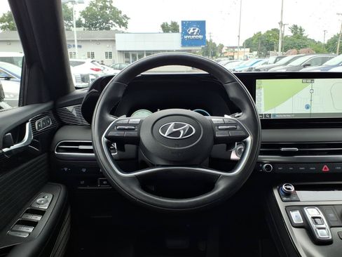 Used 2025 Hyundai Palisade Calligraphy AWD/4WD image 15