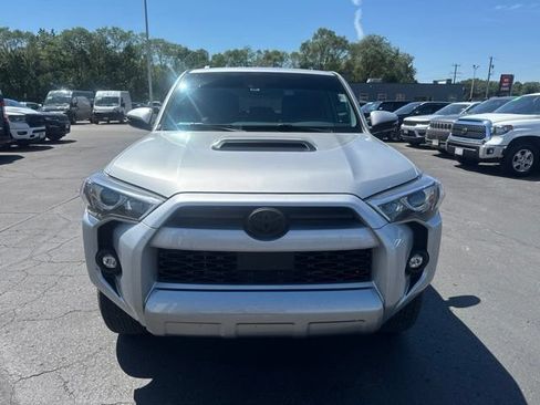 Used 2024 Toyota 4Runner TRD Off-Road Premium w/ Moonroof Package AWD/4WD image 2