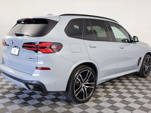 Used 2024 BMW X5 xDrive40i w/ M Sport Package AWD/4WD image 4