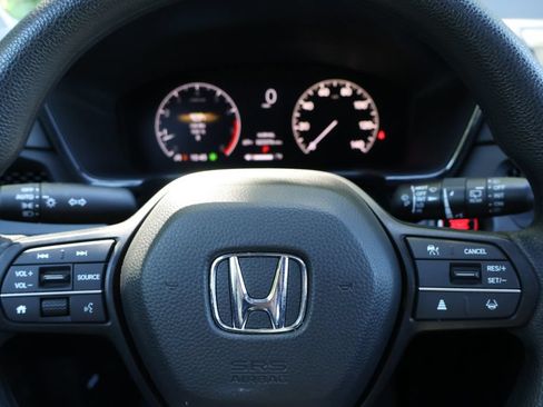 Used 2024 Honda CR-V EX image 28