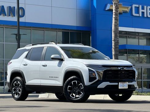 New 2026 Chevrolet Equinox ACTIV image 2