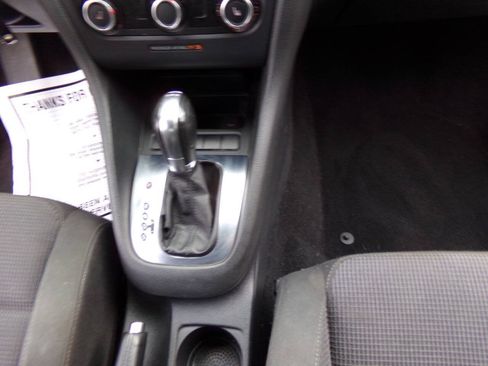 Used 2013 Volkswagen Golf TDI FWD image 27