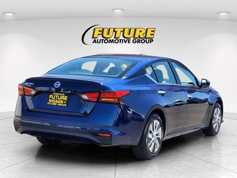 Used 2022 Nissan Altima 2.5 S FWD image 4