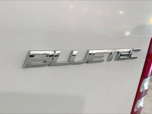 Used 2016 Mercedes-Benz Sprinter 2500 image 7