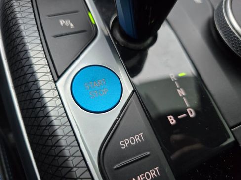 Used 2023 BMW i4 eDrive40 w/ M Sport Package image 44