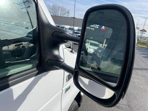 Used 2017 Ford E-350 and Econoline 350 Super Duty w/ Power Windows & Locks Group RWD image 21