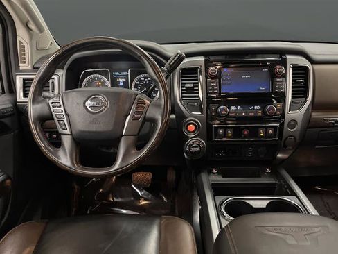 Used 2017 Nissan Titan Platinum Reserve AWD/4WD image 6