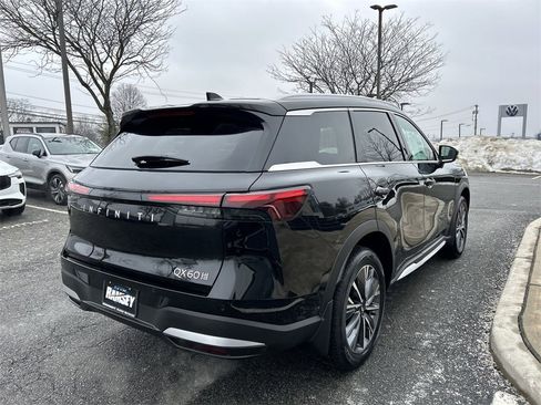 New 2026 INFINITI QX60 Luxe image 8