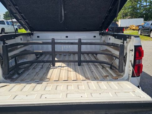 Used 2014 GMC Sierra 1500 SLT w/ SLT Preferred Package AWD/4WD image 5