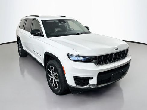 Used 2023 Jeep Grand Cherokee L Limited AWD/4WD image 1