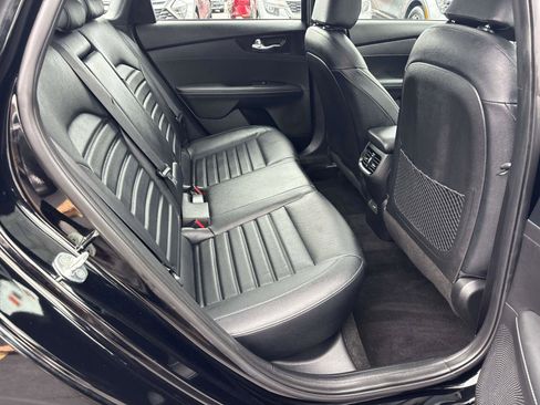 Used 2023 Kia Forte GT-Line w/ GT-Line Premium Package image 15