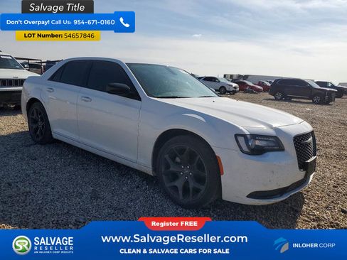 Used 2023 Chrysler 300 Touring w/ Sport Appearance Package RWD image 5