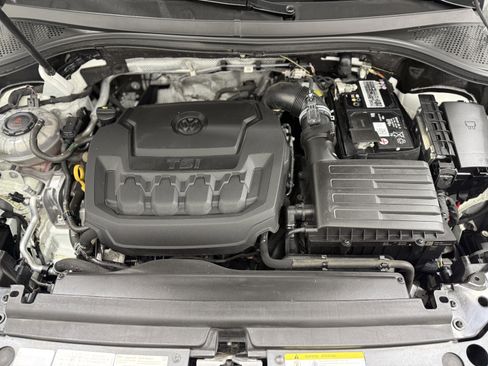 Used 2021 Volkswagen Tiguan S image 28