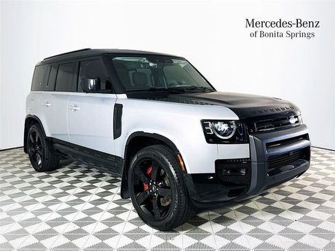 Used 2024 Land Rover Defender 110 X AWD/4WD image 1