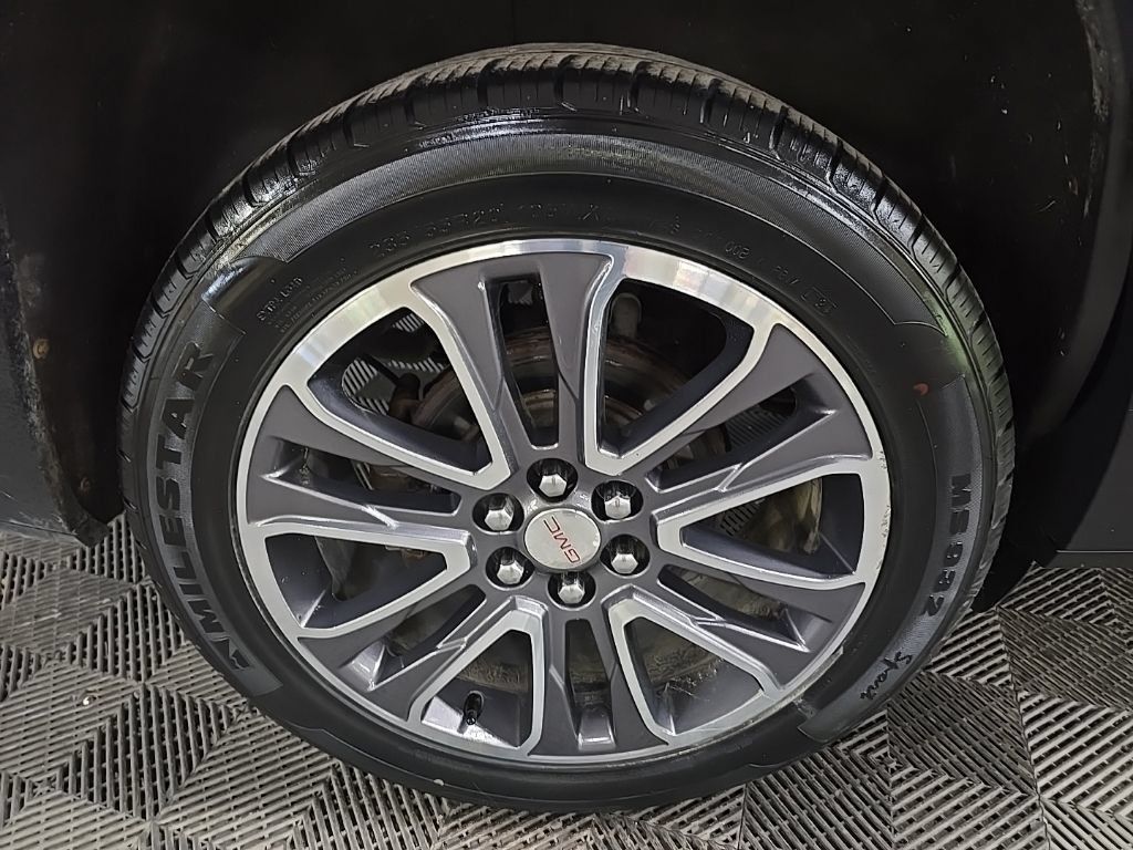 Used 2020 GMC Acadia AT4 AWD/4WD image 16