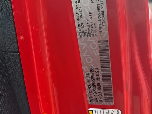 Used 2025 Jeep Wrangler Unlimited Sahara w/ Safety Group AWD/4WD image 30