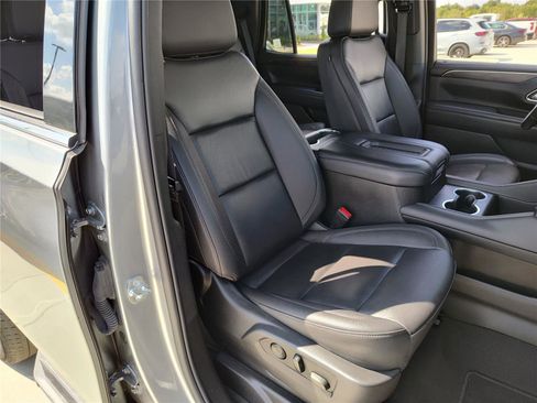 Used 2024 Chevrolet Tahoe LT image 23