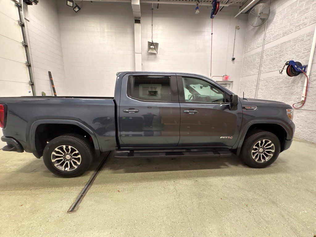 Used 2019 GMC Sierra 1500 AT4 w/ Off Road Performance Package AWD/4WD image 3