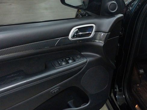 Used 2018 Jeep Grand Cherokee SRT w/ Trailer Tow Group IV image 16