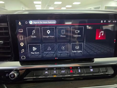 Used 2026 GMC Sierra 1500 SLT AWD/4WD image 21