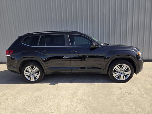 Used 2020 Volkswagen Atlas SE w/ Panoramic Sunroof Package FWD image 5