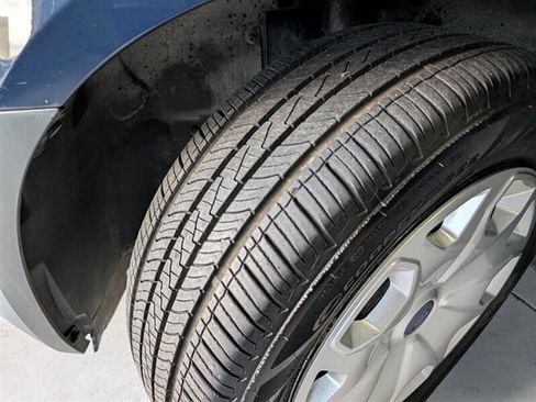 Used 2016 Ford Transit Connect XL image 16