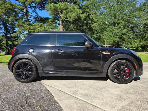 Used 2018 MINI Cooper John Cooper Works FWD image 40
