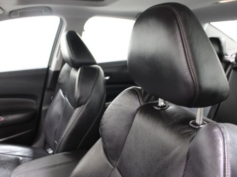 Used 2015 Acura TLX w/ Technology Package FWD image 4