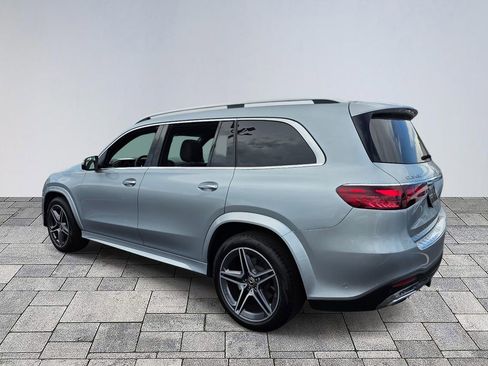 Certified 2025 Mercedes-Benz GLS 450 4MATIC image 5
