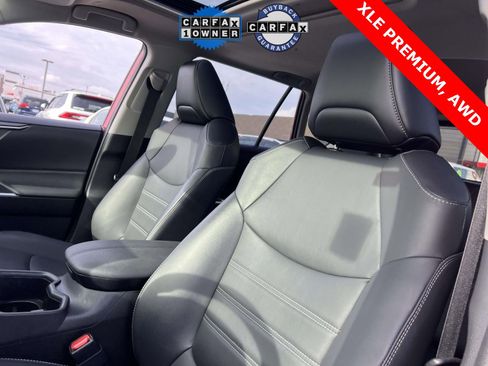 Used 2023 Toyota RAV4 XLE Premium image 16