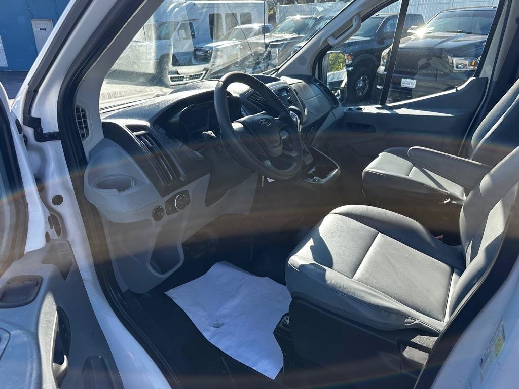 Used 2018 Ford Transit 250 148 Low Roof RWD image 8