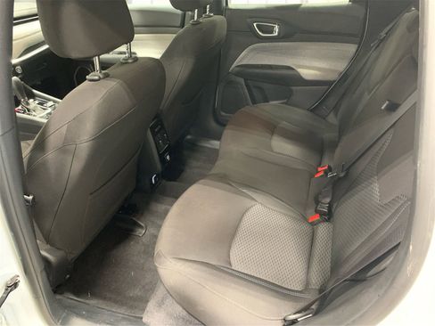 Used 2024 Jeep Compass Sport image 10