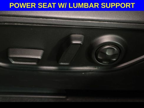 Used 2022 Jeep Grand Cherokee Altitude AWD/4WD image 9