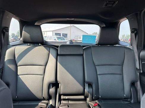 Used 2024 Honda Passport EX-L image 33
