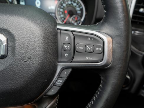 Used 2024 RAM 2500 Big Horn w/ Night Edition AWD/4WD image 26