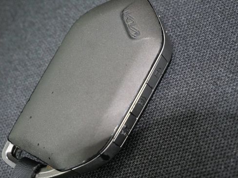 Used 2025 Kia K4 FWD image 25