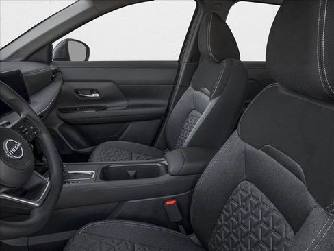 New 2026 Nissan Kicks SV w/ SV Premium Package FWD image 6