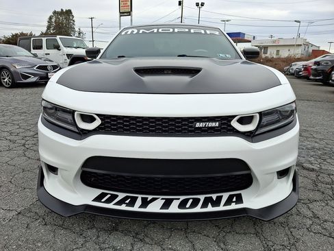 Used 2019 Dodge Charger Scat Pack w/ Daytona Edition Group image 2