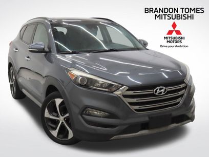 Used 2017 Hyundai Tucson Limited w/ Limited Ultimate Package 03