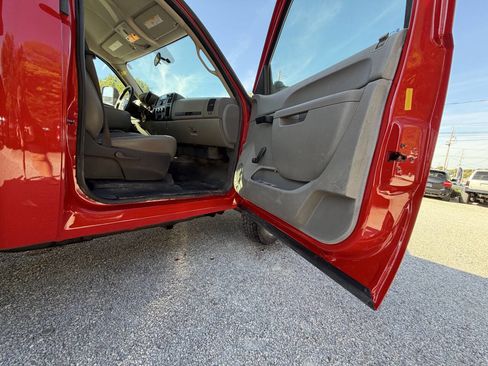 Used 2010 GMC Sierra 3500 W/T w/ Snow Plow Prep Package image 15