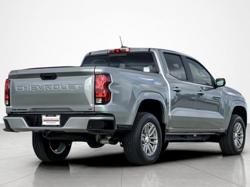 Used 2024 Chevrolet Colorado LT w/ LT Convenience Package image 5